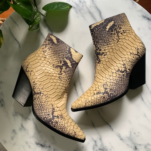 Jeffrey Campbell Snake print pointed toe booties - Picture 5 of 10